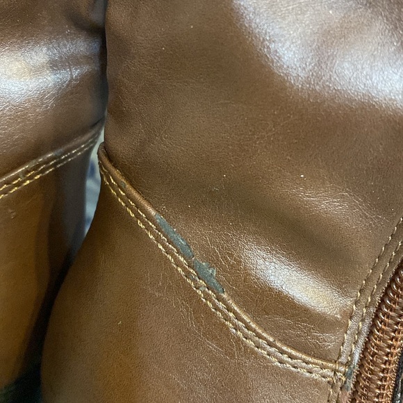 East 5th memory foam brown zipper boots Size 6.5. - Picture 5 of 10